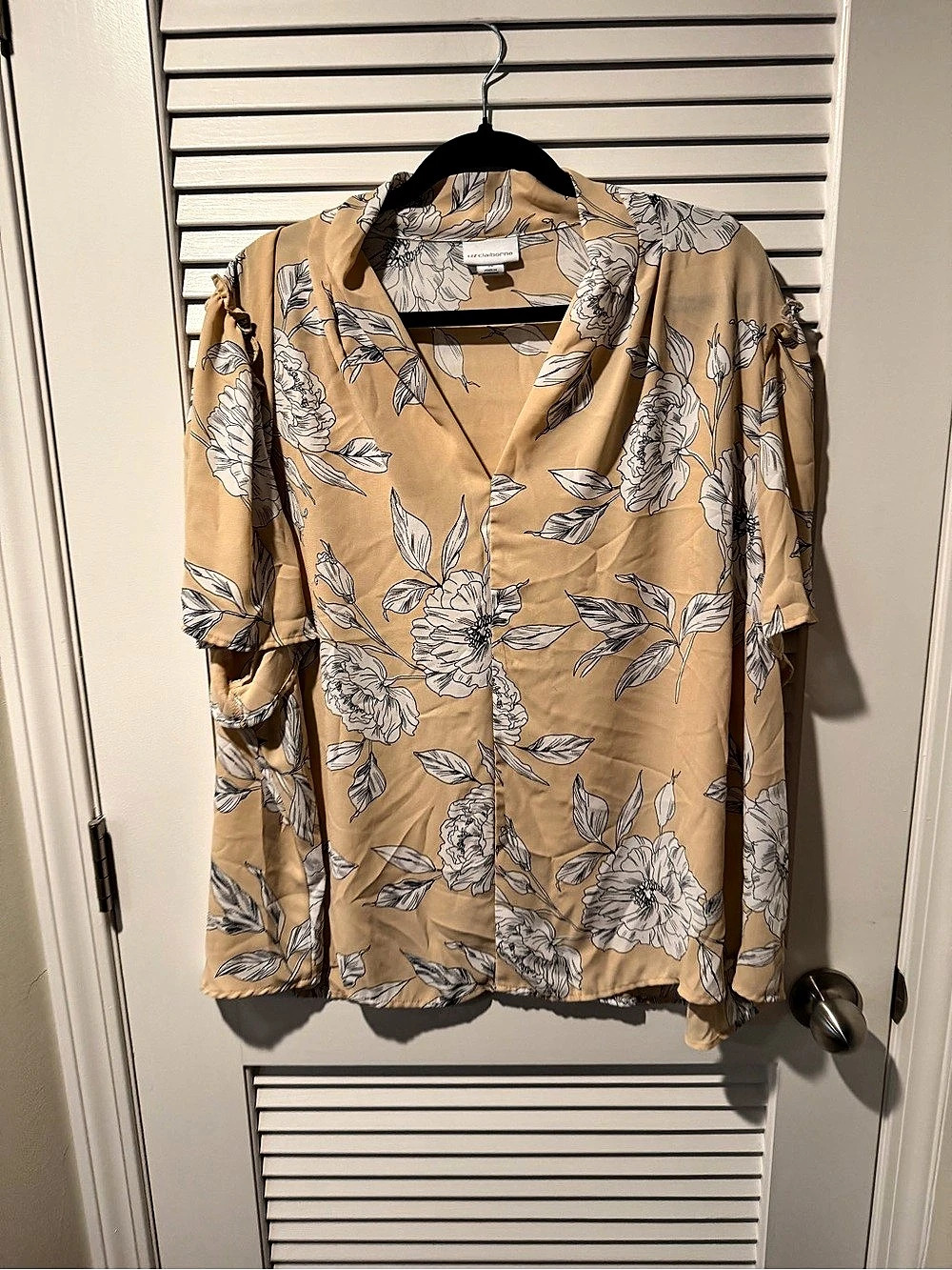Liz Claiborne Floral Blouse